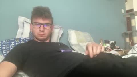 Snapshot of matthd21 chatting on 10.27.25 matthd21 online show from 10.27.25