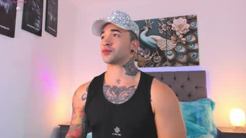 Matthew INDEPENDENT MODEL online show from 03.12.26