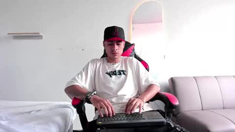 Matthew online show from 12.04.25