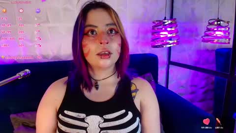 Snapshot of matti_sofia chatting on 09.29.25 TATIANA  AND ROUS online show from 09.29.25