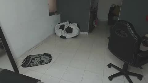 mattias     online show from 02.12.25