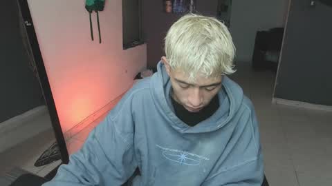 mattias     online show from 03.08.25