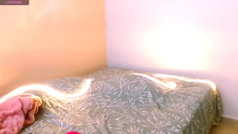 mattilda_18 online show from 01.10.25