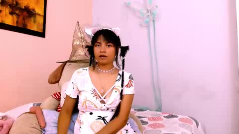 mattilda_18 online show from 03.11.25