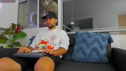 MattMeness online show from 10.03.25