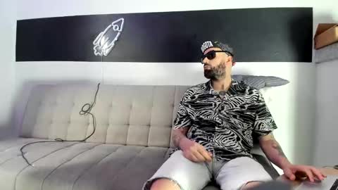 Snapshot of mattxfeet chatting on 02.04.25 Matt online show from 02.04.25