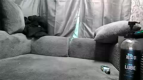 Snapshot of mattysfunroom chatting on 05.16.26 Mattysfunroom online show from 05.16.26