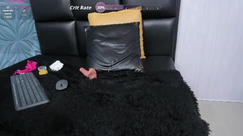 Snapshot of mature_beautiful chatting on 06.21.26 Lucy online show from 06.21.26