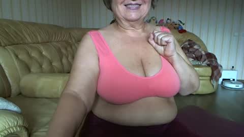 Snapshot of mature_cat chatting on 07.14.26 Cat online show from 07.14.26