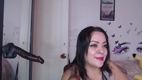 Snapshot of mature_liaa chatting on 03.24.26 Mature liaa online show from 03.24.26
