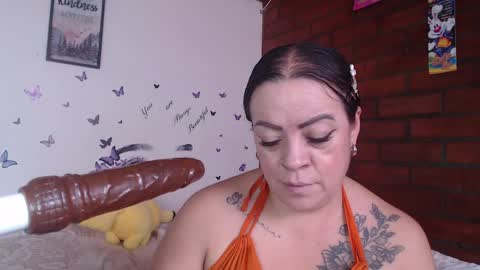 Snapshot of mature_liaa chatting on 03.28.26 Mature liaa online show from 03.28.26