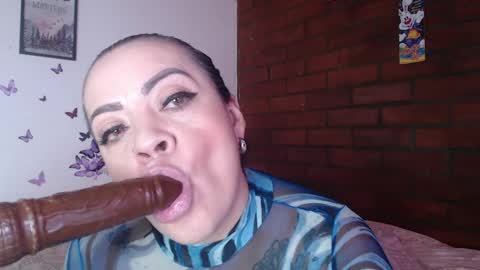 Snapshot of mature_liaa chatting on 03.29.26 Mature liaa online show from 03.29.26