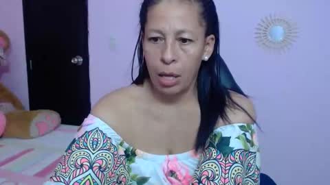 Snapshot of mature_martina_ chatting on 01.29.25 Martina online show from 01.29.25