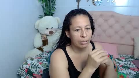 Snapshot of mature_martina_ chatting on 09.30.25 Martina online show from 09.30.25