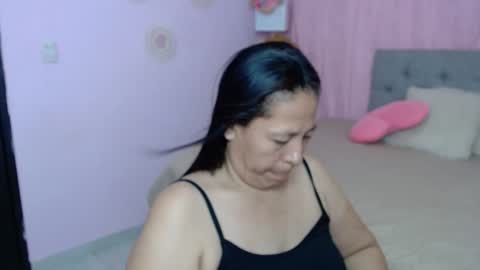 Snapshot of mature_martina_ chatting on 10.07.25 Martina online show from 10.07.25