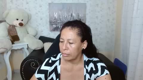 Snapshot of mature_martina_ chatting on 04.21.26 Martina online show from 04.21.26