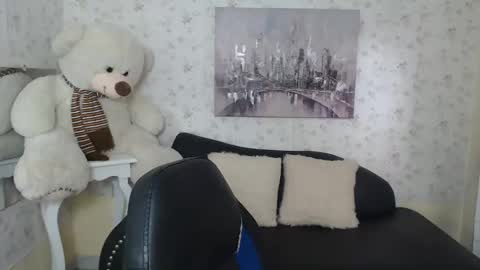 Snapshot of mature_martina_ chatting on 05.15.26 Martina online show from 05.15.26