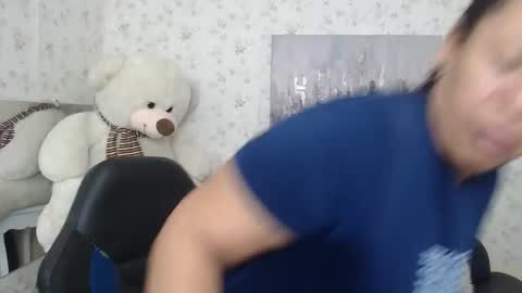 Snapshot of mature_martina_ chatting on 05.16.26 Martina online show from 05.16.26