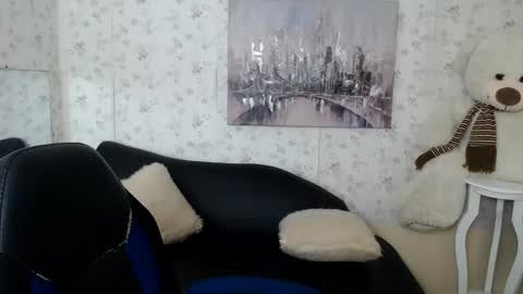 Snapshot of mature_martina_ chatting on 06.17.26 Martina online show from 06.17.26
