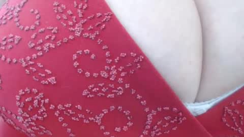 Snapshot of maturedesire chatting on 01.02.25 Desire online show from 01.02.25