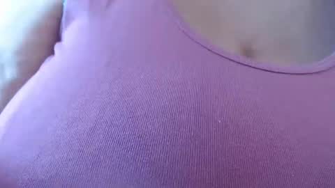 Snapshot of maturedesire chatting on 01.27.25 Desire online show from 01.27.25