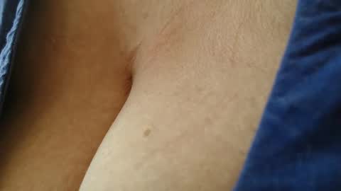 Snapshot of maturedesire chatting on 03.04.25 Desire online show from 03.04.25