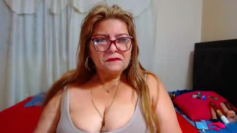 maturehot649 online show from 12.28.24