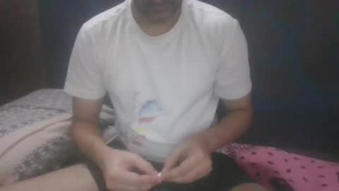 Snapshot of matureman_cum chatting on 02.18.26 matureman_cum online show from 02.18.26