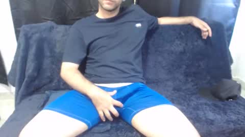 Mau and Lauren online show from 04.05.26