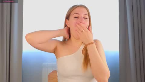 maureencoombs online show from 09.10.25