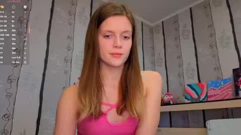 Snapshot of maurineneverman chatting on 04.20.26 Lucy online show from 04.20.26