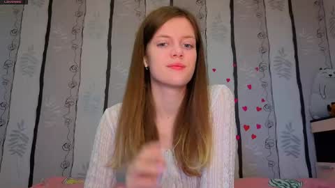 Snapshot of maurineneverman chatting on 06.10.26 Lucy online show from 06.10.26