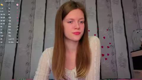 Snapshot of maurineneverman chatting on 06.27.26 Lucy online show from 06.27.26