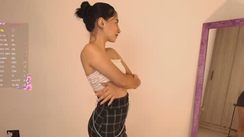 Snapshot of mavii__ chatting on 01.12.25 Maria Victoria Schedule 2pm until 9pm GMT-5 online show from 01.12.25