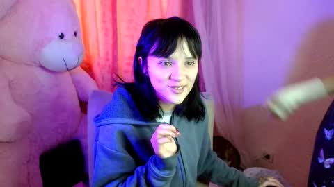 Snapshot of mavimist_ chatting on 02.03.25 mavimist_ online show from 02.03.25