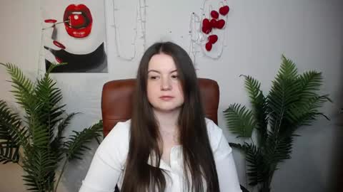 Snapshot of mavkacute chatting on 05.17.26 MavkaCute online show from 05.17.26