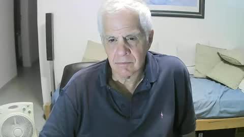 Snapshot of max_2017 chatting on 01.17.26 max_2017 online show from 01.17.26