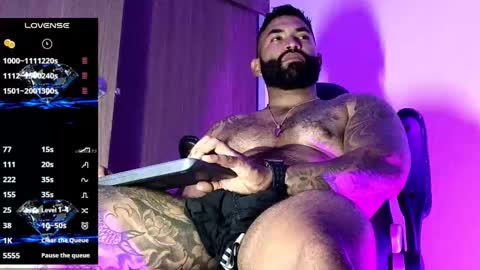 max__prada online show from 11.01.25