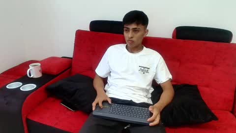 max_latin_ online show from 01.13.25