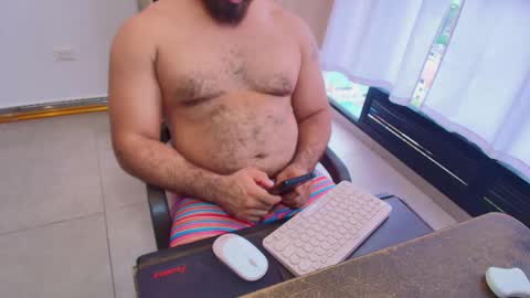 Snapshot of max_love25 chatting on 05.18.26 max_love25 online show from 05.18.26