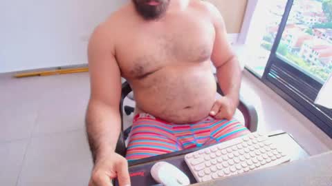 Snapshot of max_love25 chatting on 06.01.26 max_love25 online show from 06.01.26