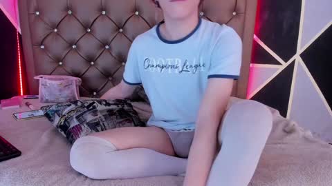 Max lover1 online show from 12.20.24