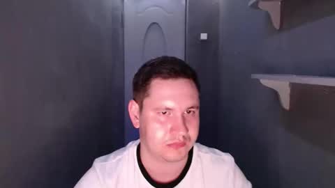 Snapshot of max_marlyn chatting on 05.27.26 Max Marlyn online show from 05.27.26