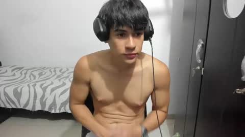 Snapshot of max_miller66 chatting on 09.16.25 Max online show from 09.16.25