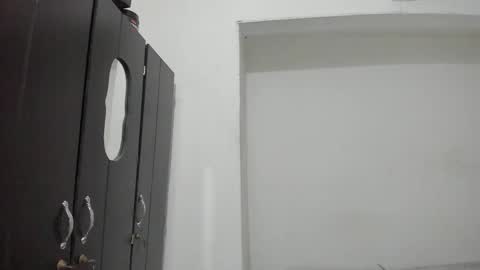 Max online show from 04.17.26