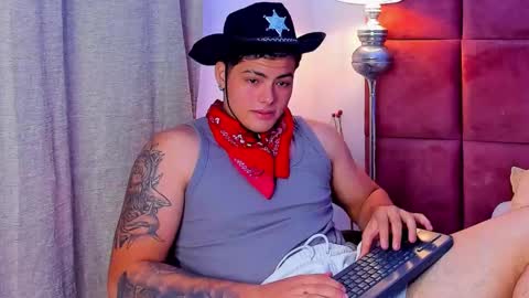 MAX MIULLER online show from 10.15.25