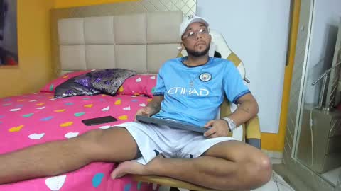 Snapshot of max_sexyhot26 chatting on 02.07.25 max_sexyhot26 online show from 02.07.25