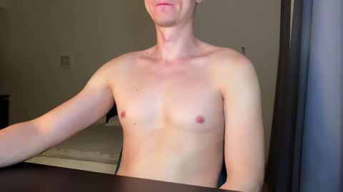 Snapshot of max_shy chatting on 05.19.26 Max online show from 05.19.26