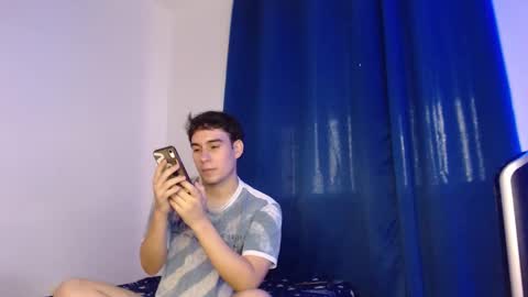 Snapshot of max_snow1616 chatting on 11.28.25 max_snow1616 online show from 11.28.25