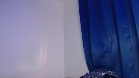 Snapshot of max_snow1616 chatting on 11.30.25 max_snow1616 online show from 11.30.25